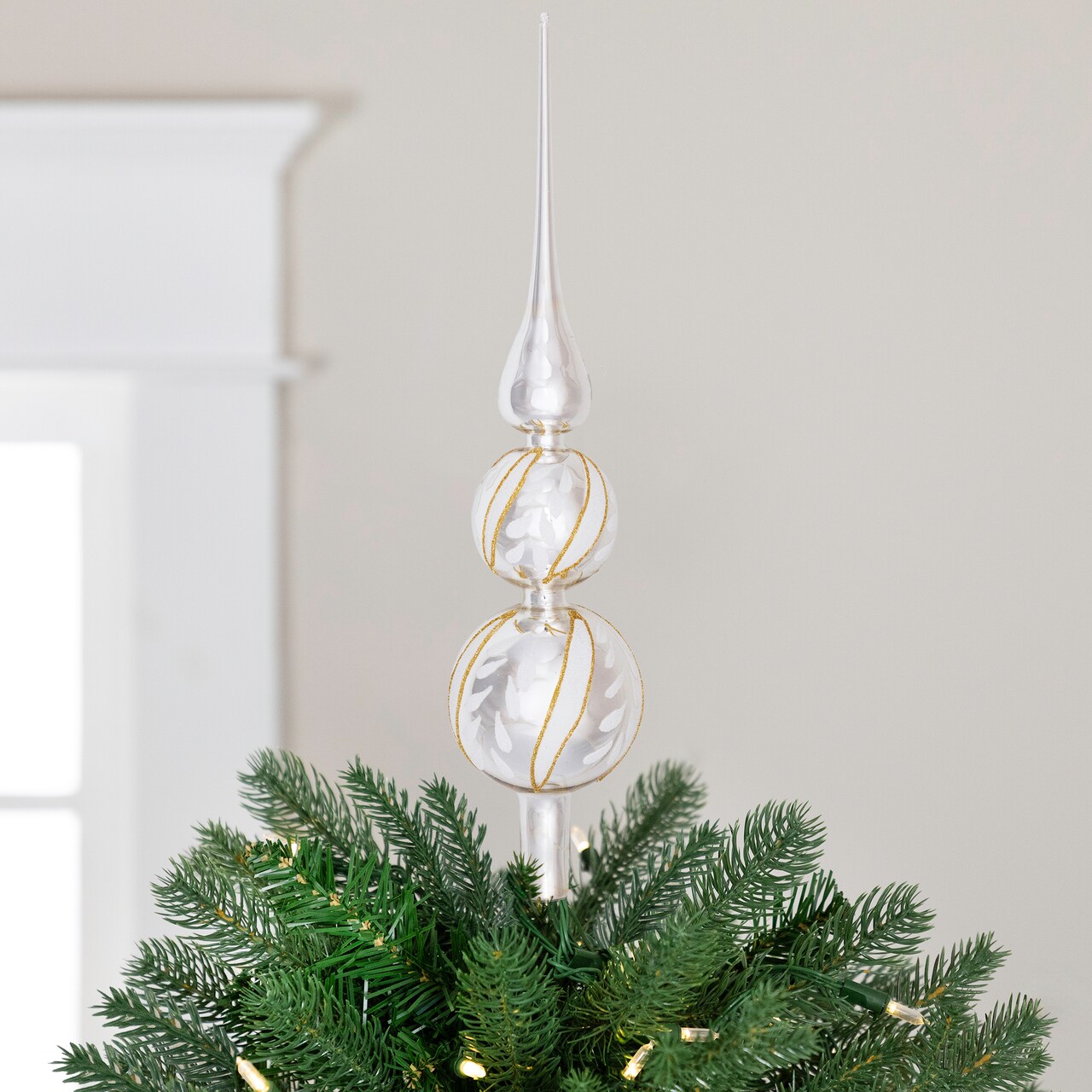 Northlight Glittered Glass Finial Christmas Tree Topper - 14.5" - Silver and White